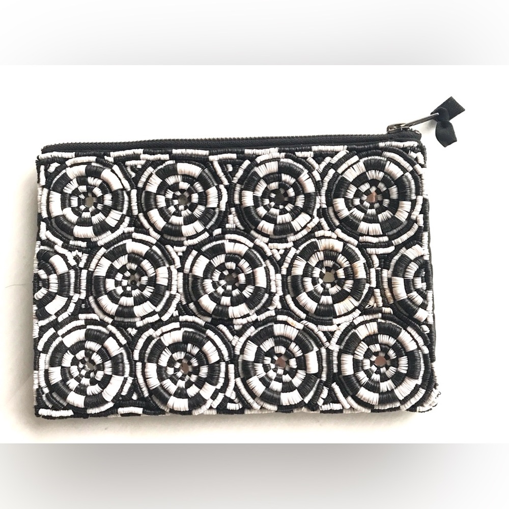 Anthropology Pouch Clutch bag super cute sequins black and white , zipper, used
